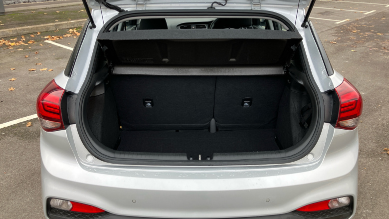 Hyundai i20 1.2 MPi SE 5dr Petrol Hatchback